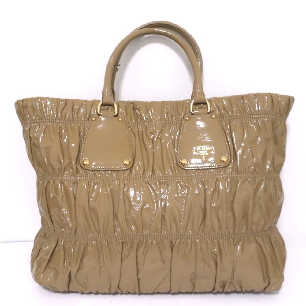 Prada Vernice Gaufre Tote Camel Patent Leather Large Shoulder Bag - Picture 2 of 12